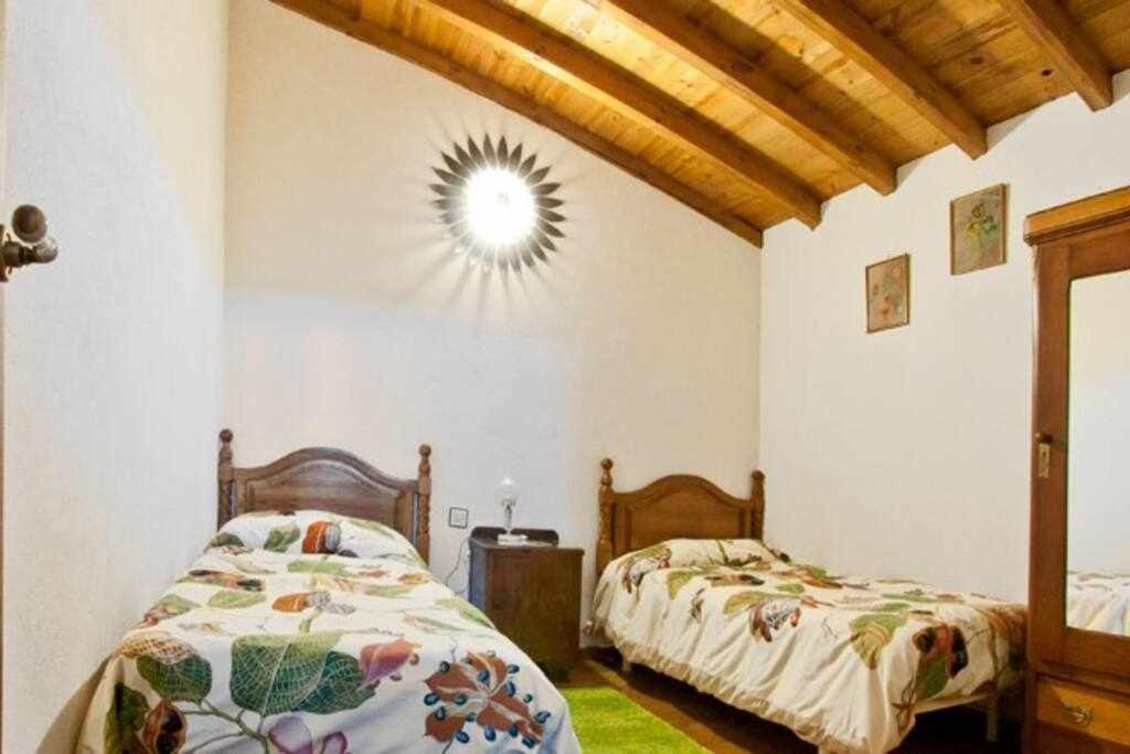 Casa Rural Lucia Es Una Casa Rural Amplia Con Pat Cabezas Bajas Екстер'єр фото